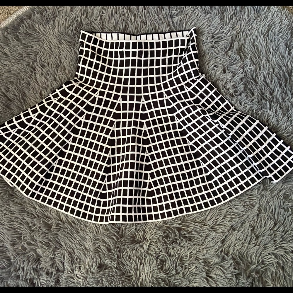 Black and white fit & flare skirt